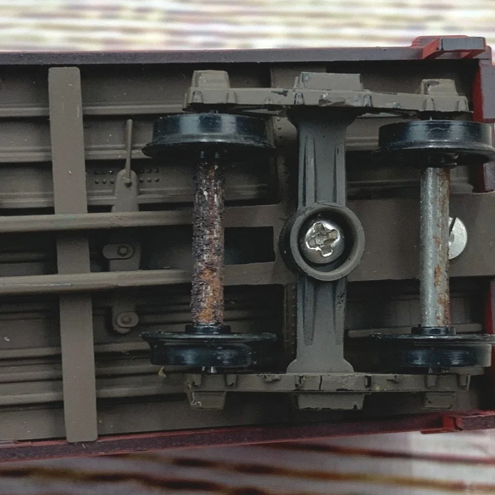 Red Swift Refrigeration Line SRLX 4208 HO Scale Model Train‎ Car